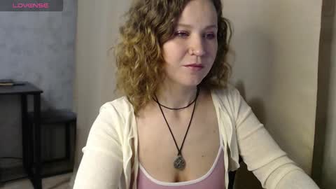 Snapshot of harpersweety chatting on 6, 10, 2025 Harper online show from 6, 10, 2025