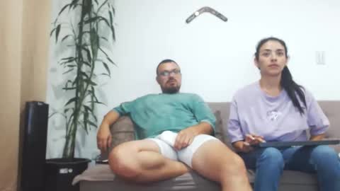 Snapshot of harrycum4you chatting on 8, 4, 2026 hannaandharri online show from 8, 4, 2026