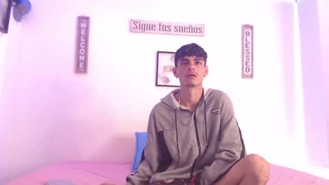 Snapshot of harrythomson1 chatting on 19, 12, 2024 harry thomson online show from 19, 12, 2024