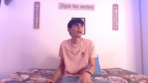 Snapshot of harrythomson1 chatting on 18, 1, 2025 harry thomson online show from 18, 1, 2025