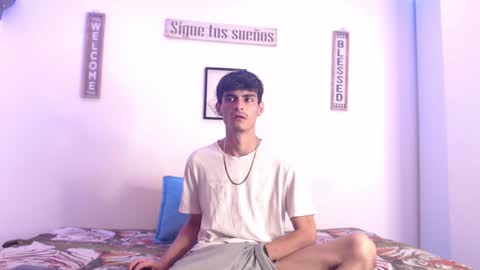 Snapshot of harrythomson1 chatting on 24, 1, 2025 harry thomson online show from 24, 1, 2025