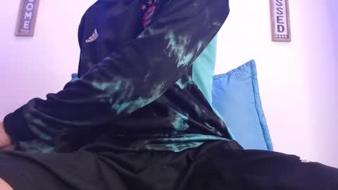 Snapshot of harrythomson1 chatting on 13, 2, 2025 harry thomson online show from 13, 2, 2025