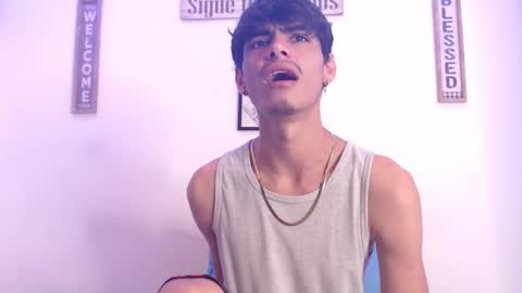 Snapshot of harrythomson1 chatting on 23, 2, 2025 harry thomson online show from 23, 2, 2025