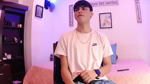 Snapshot of harrythomson1 chatting on 14, 9, 2025 harry thomson online show from 14, 9, 2025