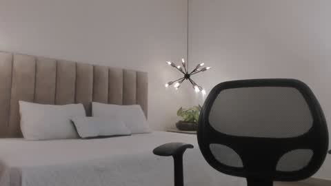 Snapshot of harryy_joness chatting on 17, 1, 2025 Harry Jones online show from 17, 1, 2025