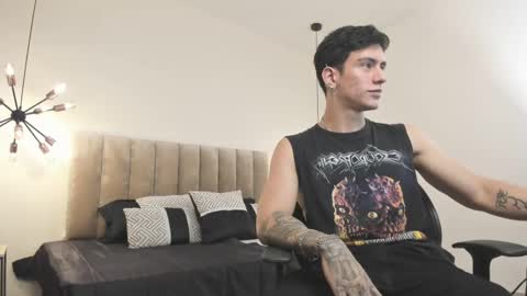 Snapshot of harryy_joness chatting on 5, 3, 2025 Harry Jones online show from 5, 3, 2025