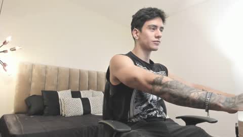 Snapshot of harryy_joness chatting on 9, 3, 2025 Harry Jones online show from 9, 3, 2025