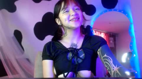 Im Emily and I could be the love of your life    online show from 25, 10, 2025