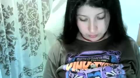 Snapshot of hasley_bbylee chatting on 5, 1, 2025 lady online show from 5, 1, 2025