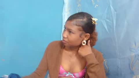 Snapshot of hasleyinah chatting on 1, 7, 2026 hasleyinah online show from 1, 7, 2026