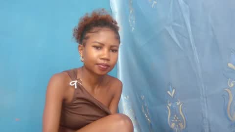 Snapshot of hasleyinah chatting on 7, 7, 2026 hasleyinah online show from 7, 7, 2026