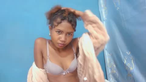 Snapshot of hasleyinah chatting on 11, 7, 2026 hasleyinah online show from 11, 7, 2026