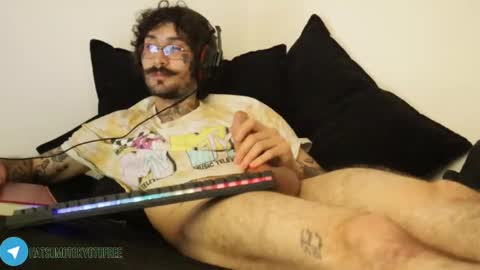 Snapshot of hatsumotokyoto chatting on 28, 1, 2025 More content   2   online show from 28, 1, 2025