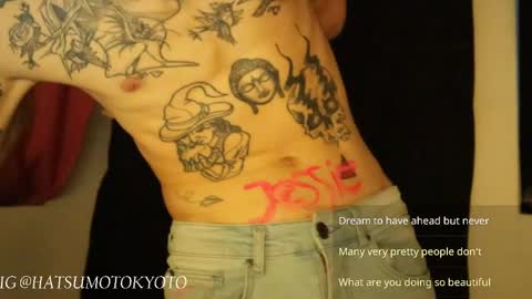 Snapshot of hatsumotokyoto chatting on 15, 2, 2025 More content   2   online show from 15, 2, 2025