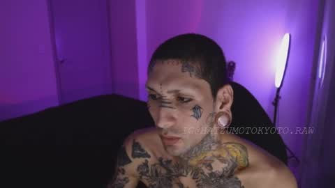 Snapshot of hatsumotokyoto chatting on 1, 10, 2025 More content   2   online show from 1, 10, 2025