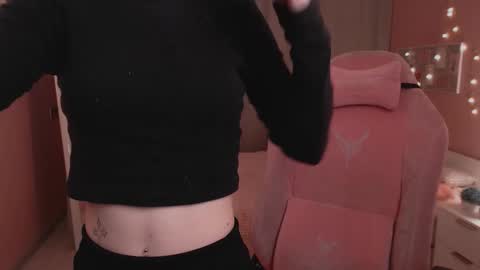 Mia online show from 9, 1, 2026