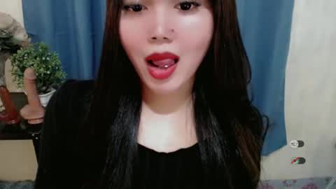 haylee online show from 1, 1, 2025
