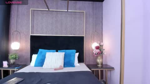 Hayli  online show from 28, 3, 2026