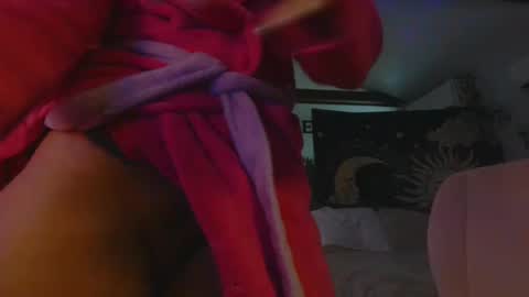 Snapshot of hazel_lyn222 chatting on 5, 10, 2025 Hazel online show from 5, 10, 2025