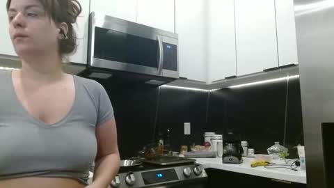 Snapshot of hazel_skye chatting on 21, 4, 2026 Hazel online show from 21, 4, 2026