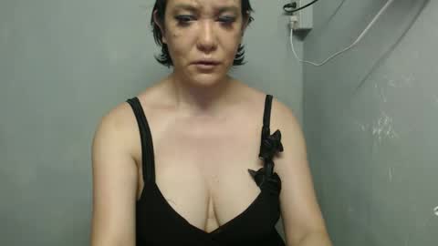 hazelannenatividad3 online show from 9, 4, 2026