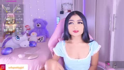 Snapshot of hazelbabee_ chatting on 9, 5, 2026 Lynn online show from 9, 5, 2026