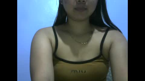 Snapshot of healyn chatting on 5, 1, 2025 healyn online show from 5, 1, 2025