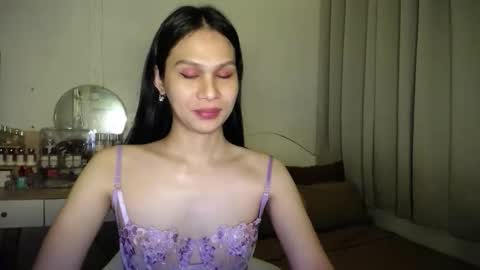 heather_bbyy online show from 26, 11, 2025