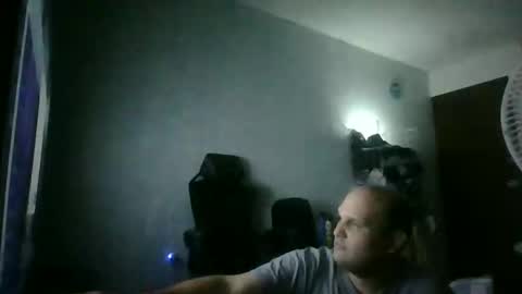 Heavy Rebell online show from 12, 2, 2026