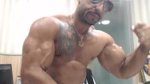 Snapshot of hebertgomes chatting on 5, 5, 2026 hebertgomes online show from 5, 5, 2026
