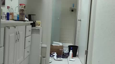 HE Black online show from 28, 11, 2025