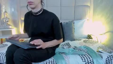 Snapshot of hecate1_ chatting on 16, 1, 2026 Keira Hecate online show from 16, 1, 2026