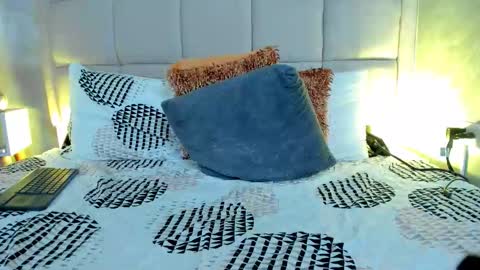 Snapshot of hecate1_ chatting on 21, 2, 2026 Keira Hecate online show from 21, 2, 2026