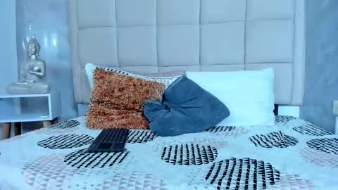 Snapshot of hecate1_ chatting on 26, 2, 2026 Keira Hecate online show from 26, 2, 2026