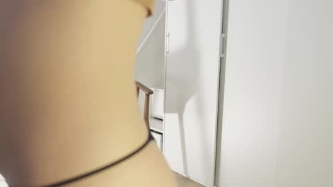 Snapshot of hee_jeen chatting on 11, 12, 2024 Jeen online show from 11, 12, 2024