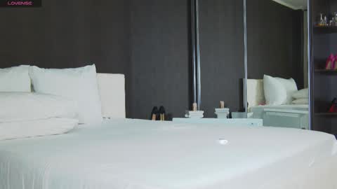 Helen online show from 20, 10, 2025