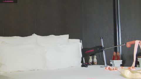 Helen online show from 25, 11, 2025