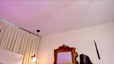 Snapshot of heidyblue chatting on 19, 11, 2025 online show from 19, 11, 2025