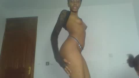 Snapshot of heilybunny chatting on 3, 5, 2026 heilybunny online show from 3, 5, 2026