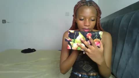Snapshot of heilybunny chatting on 11, 5, 2026 heilybunny online show from 11, 5, 2026