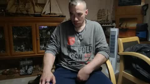 xxScubaStevexx online show from 13, 4, 2026