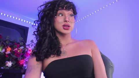 Heka Prudence online show from 21, 12, 2024