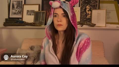 Snapshot of hekatestable chatting on 26, 9, 2025 hekatestable online show from 26, 9, 2025
