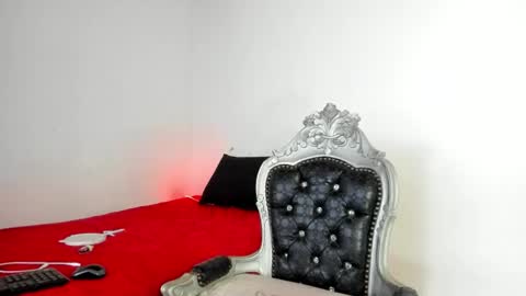 Snapshot of hela_wet chatting on 5, 11, 2025 Hela Independent model online show from 5, 11, 2025