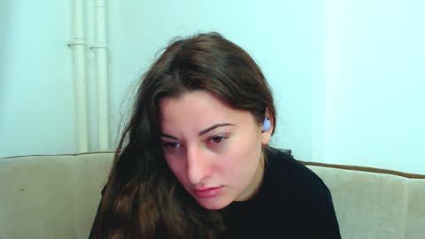 helen_adams_ online show from 16, 12, 2024