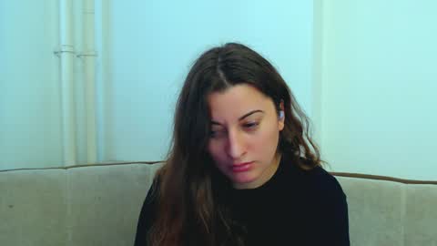 helen_adams_ online show from 17, 12, 2024