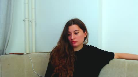 helen_adams_ online show from 27, 12, 2024