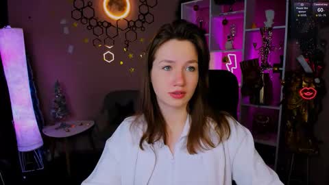 helen_shineee online show from 9, 1, 2026