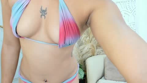 Snapshot of helen_zen chatting on 16, 5, 2026 helen zen online show from 16, 5, 2026