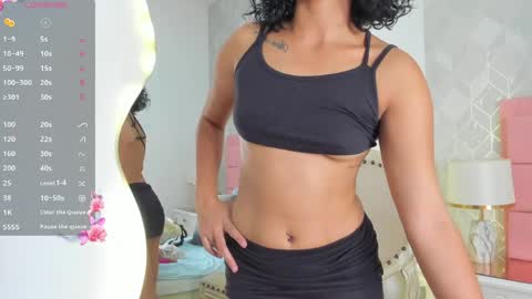 Snapshot of helen_zen chatting on 24, 5, 2026 helen zen online show from 24, 5, 2026